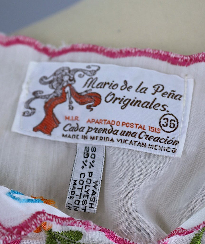 Vintage 1960s - 1970s Mexican Embroidered Tunic Blouse / Mario de la Pena Yucatan Mexico - ThisBlueBird