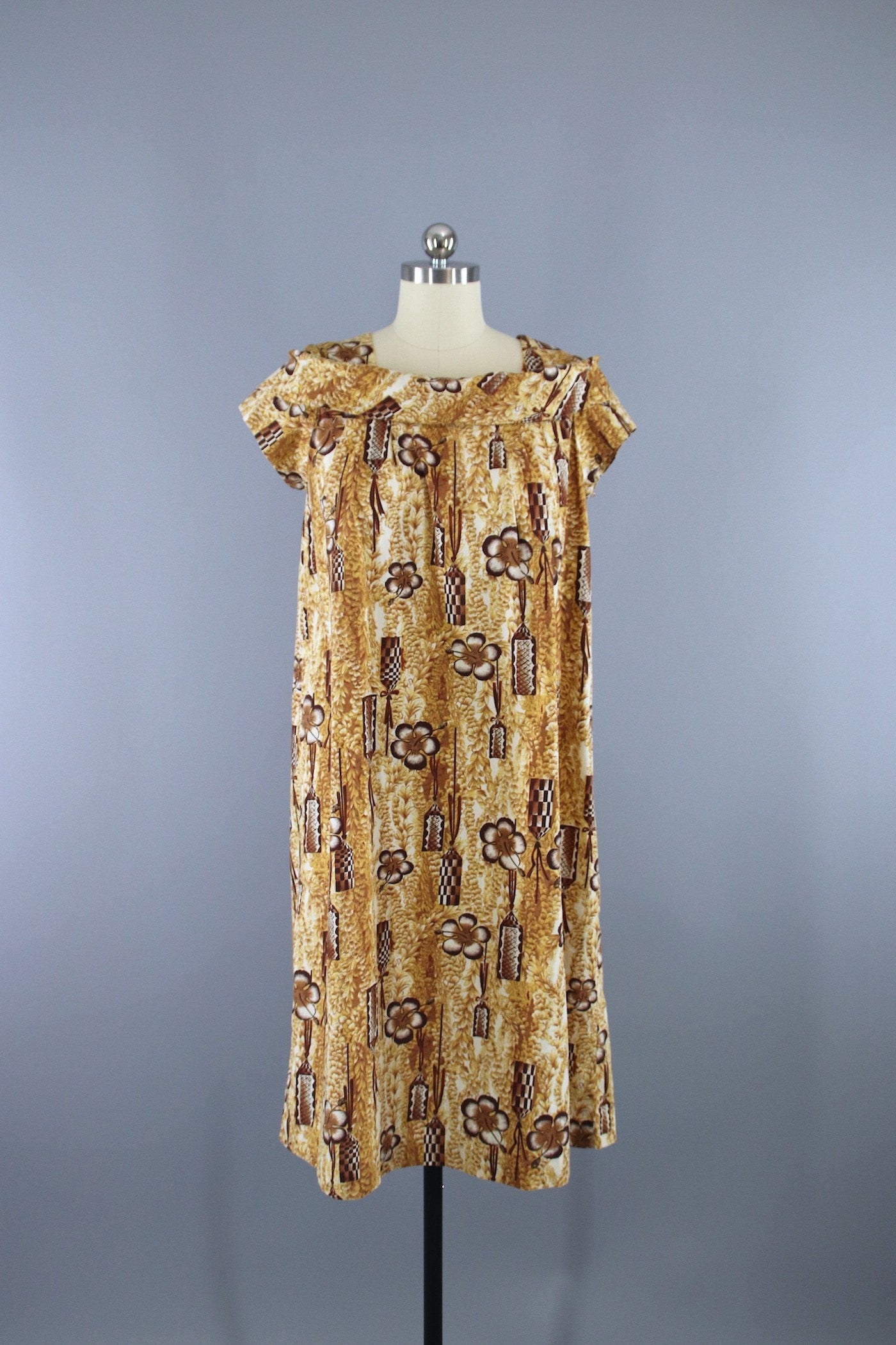 Vintage 1960s Brown Hawaiian Print Dress - ThisBlueBird
