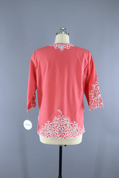 Vintage 1960s Caro of Honolulu Embroidered Blouse / Pink Petunias - ThisBlueBird