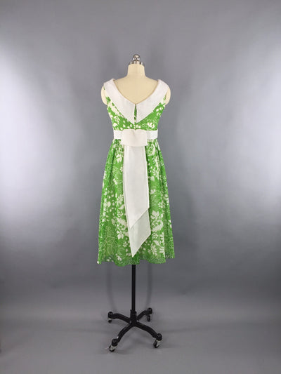 Vintage 1960s Dress / Green Floral Print - ThisBlueBird