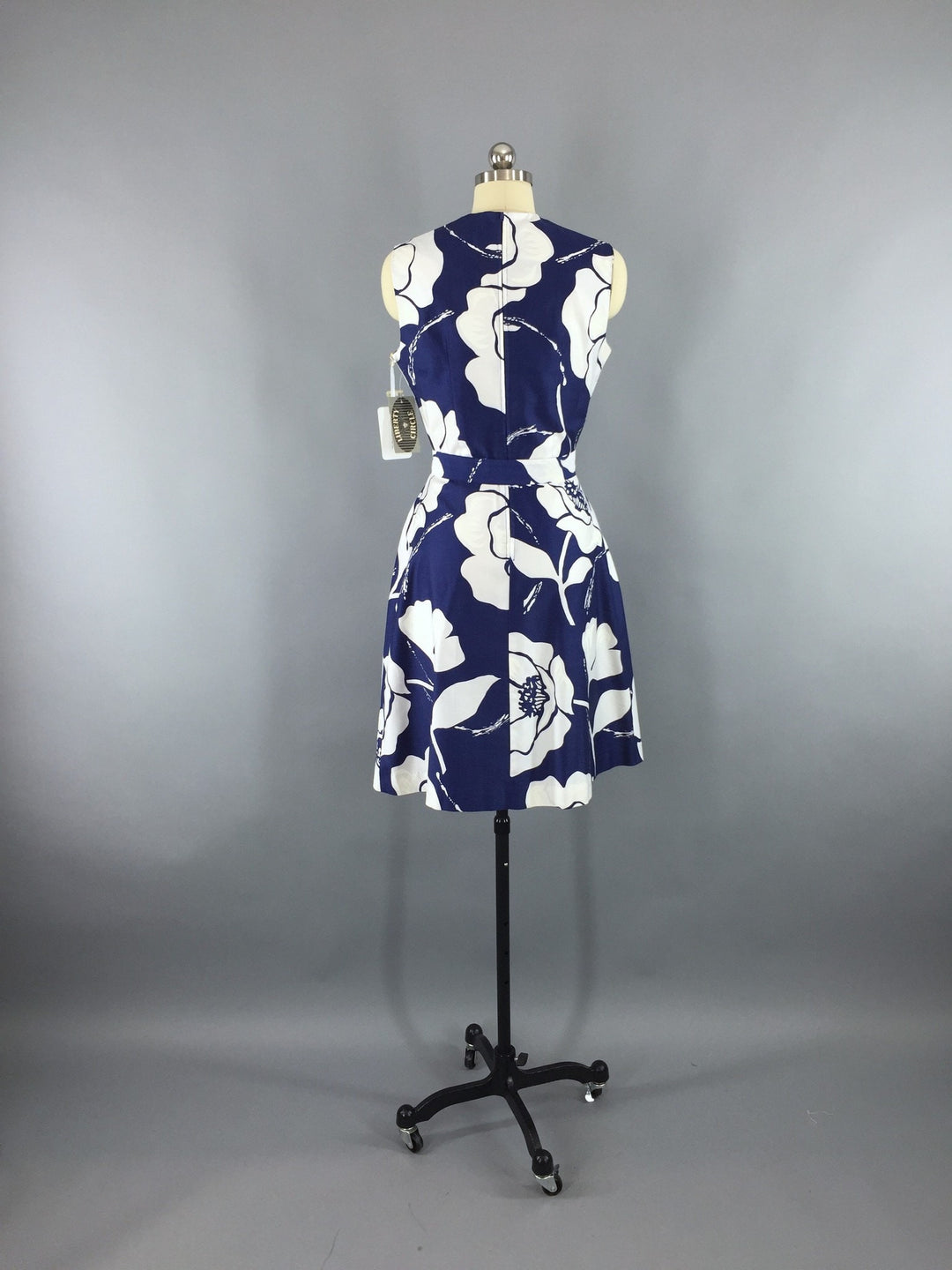 Vintage 1960s Dress / Liberty Circle / Blue Floral Print - ThisBlueBird