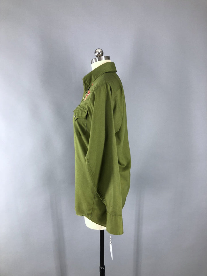 Vintage 1960s Embroidered Western Shirt / Army Green T-REX Dinosaurs - ThisBlueBird