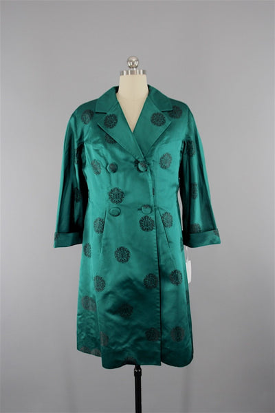 Vintage 1960s Emerald Green Chinoiserie Satin Coat - ThisBlueBird
