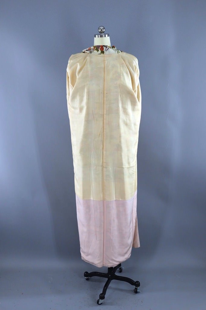 Vintage 1960s Ivory Floral Silk Kimono ThisBlueBird
