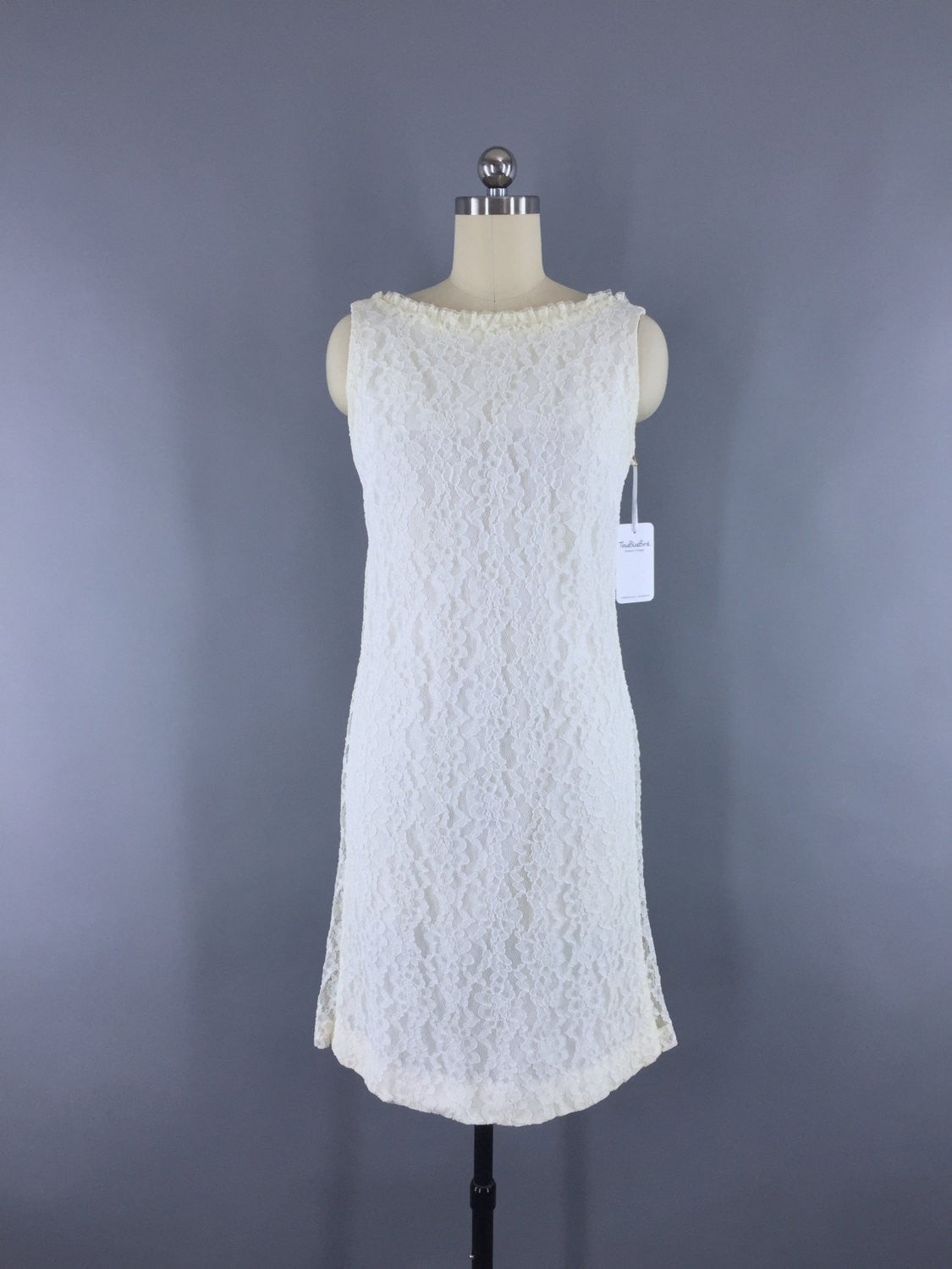 Vintage 1960s Ivory Lace Shift Dress – ThisBlueBird