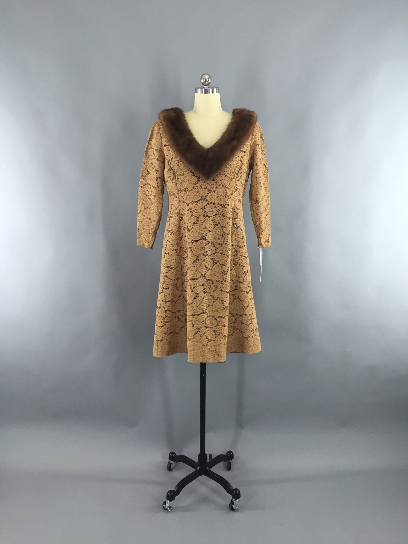 Vintage 1960s Lace Dress / Mink Fur Collar - ThisBlueBird