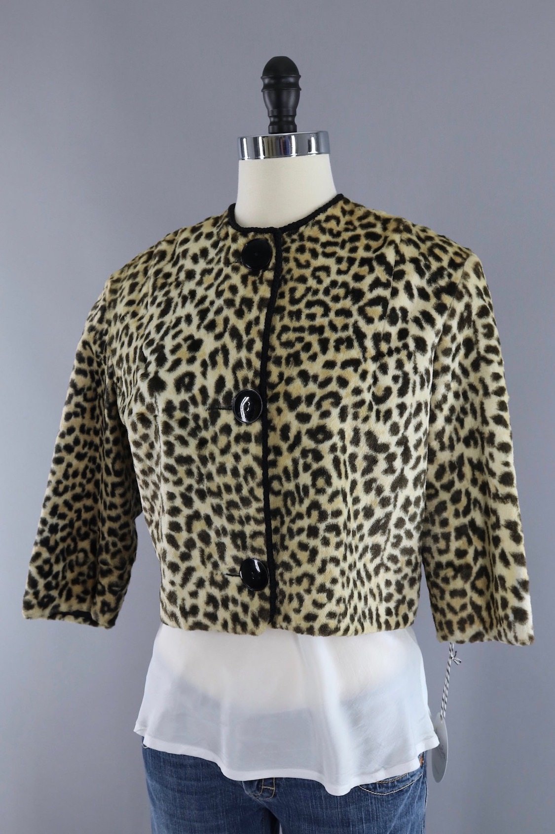 Vintage 1960s Leopard Print Faux Fur Cropped Jacket - ThisBlueBird