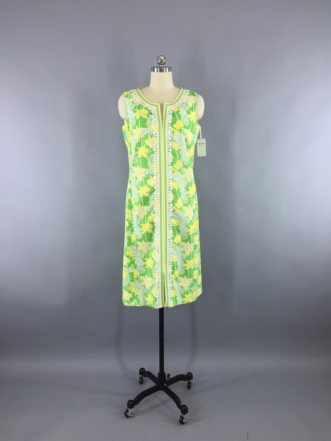 Vintage 1960s Lilly Pulitzer Dress / Green Yellow Floral Print - ThisBlueBird