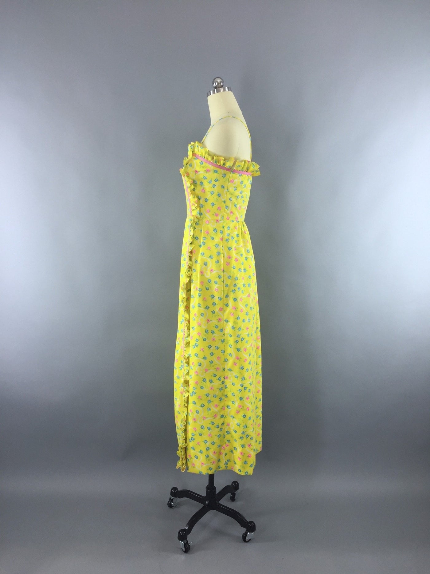 Vintage 1960s Lilly Pulitzer Dress / The Lilly Yellow Floral Print Maxi Dress - ThisBlueBird