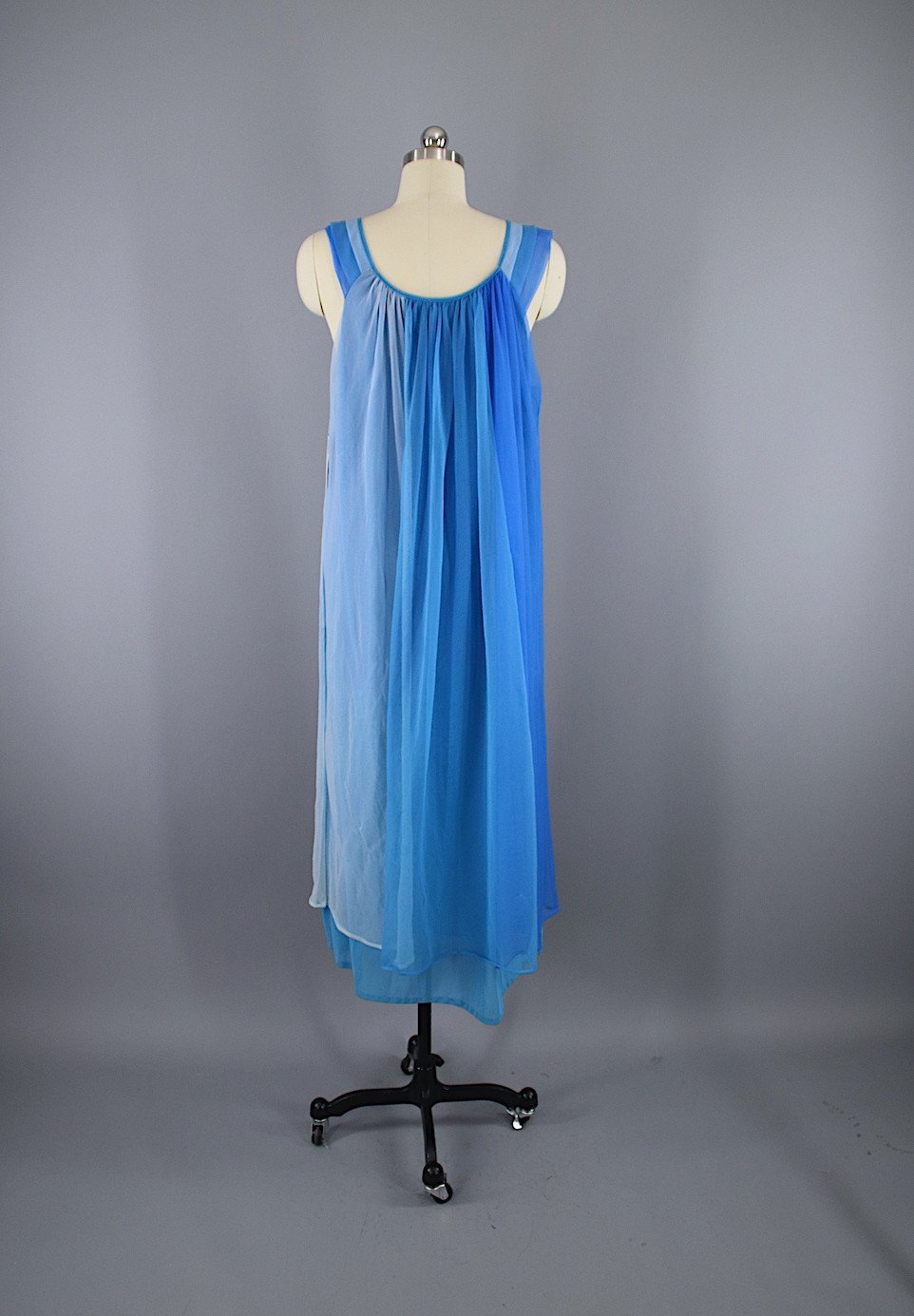 Vintage 1960s Nightgown / Color Block Blue Hues - ThisBlueBird