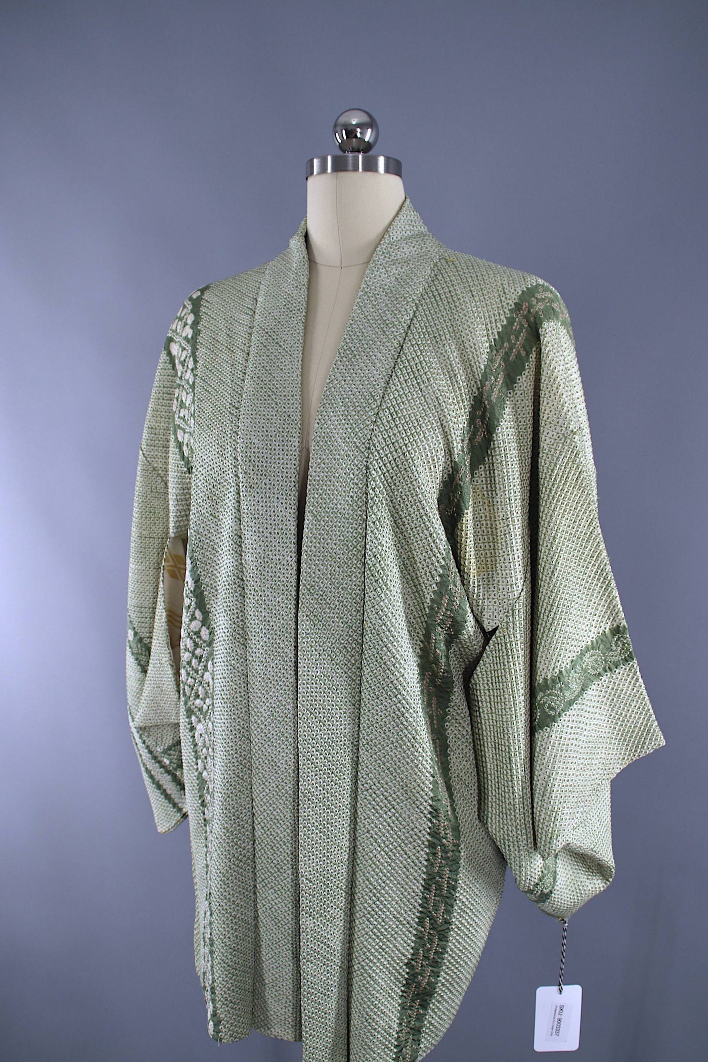 Vintage 1960s Silk Haori Kimono Jacket / Sage Green Shibori Dyed - ThisBlueBird