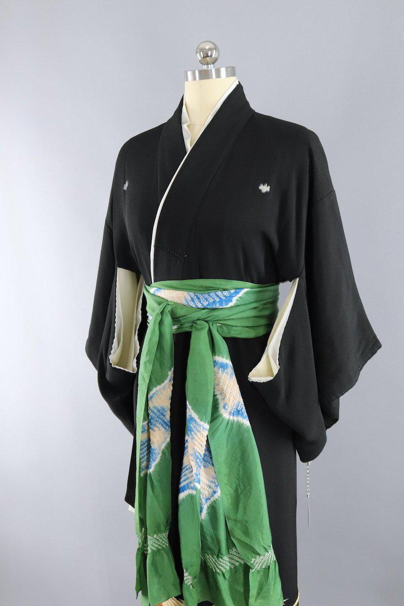 Vintage 1960s Silk Kimono Robe / Black & Gold Embroidered Peacocks - ThisBlueBird