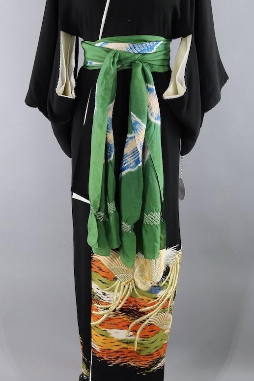 Vintage 1960s Silk Kimono Robe / Black & Gold Embroidered Peacocks - ThisBlueBird