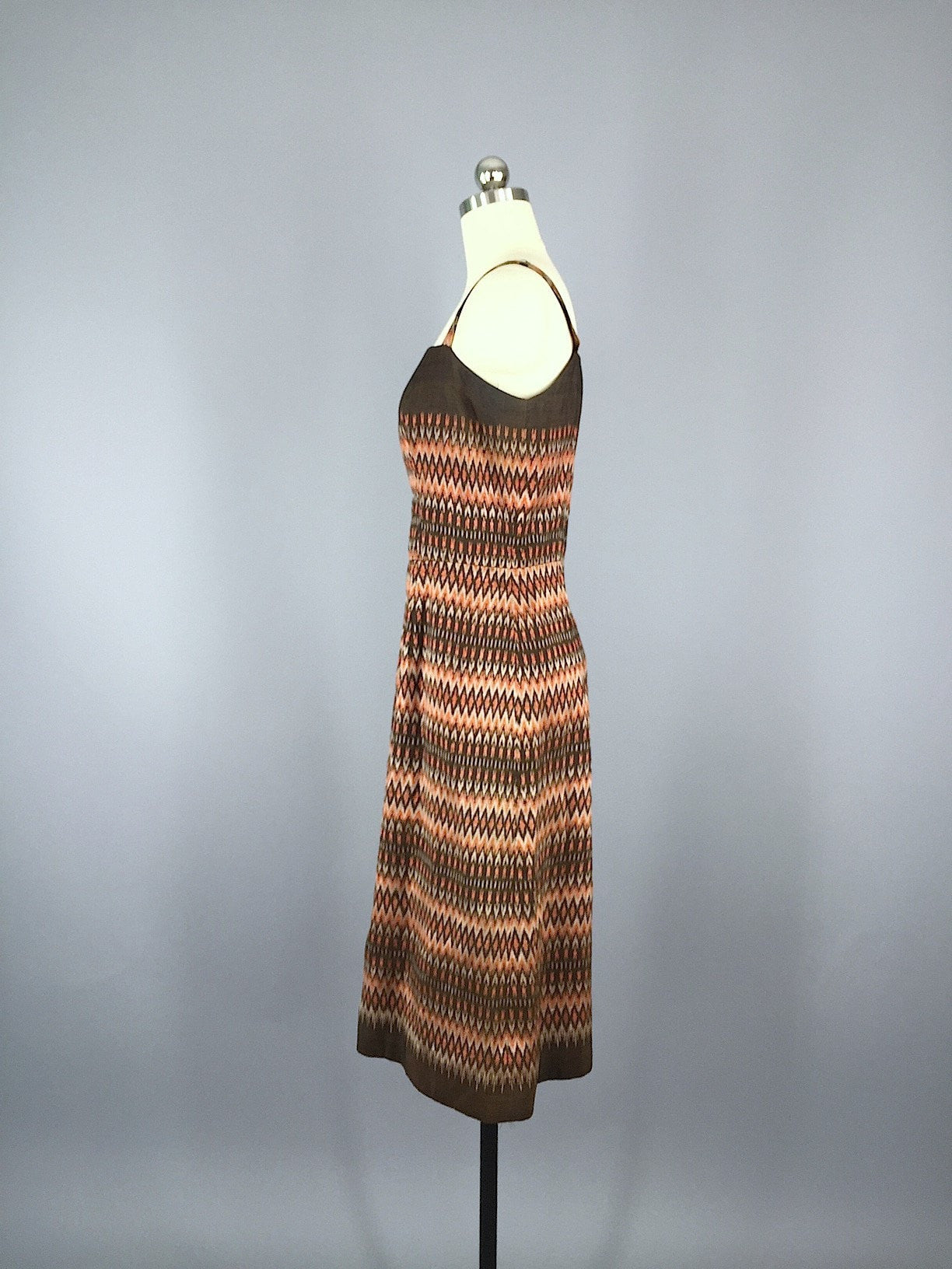 Vintage 1960s Sundress / Brown Ikat - ThisBlueBird