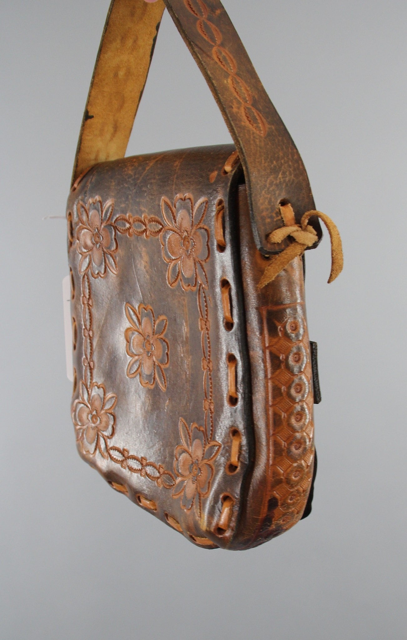 Vintage 70s Hand Tooled Leather Hippie Boho Purse