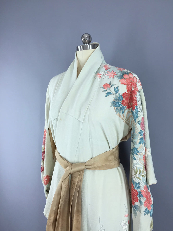 Vintage 1960s Vintage Silk Kimono Robe / Embroidered Pale Green Floral Print - ThisBlueBird