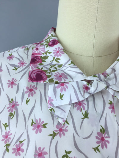 Vintage 1960s White Floral Print Cropped Blouse - ThisBlueBird