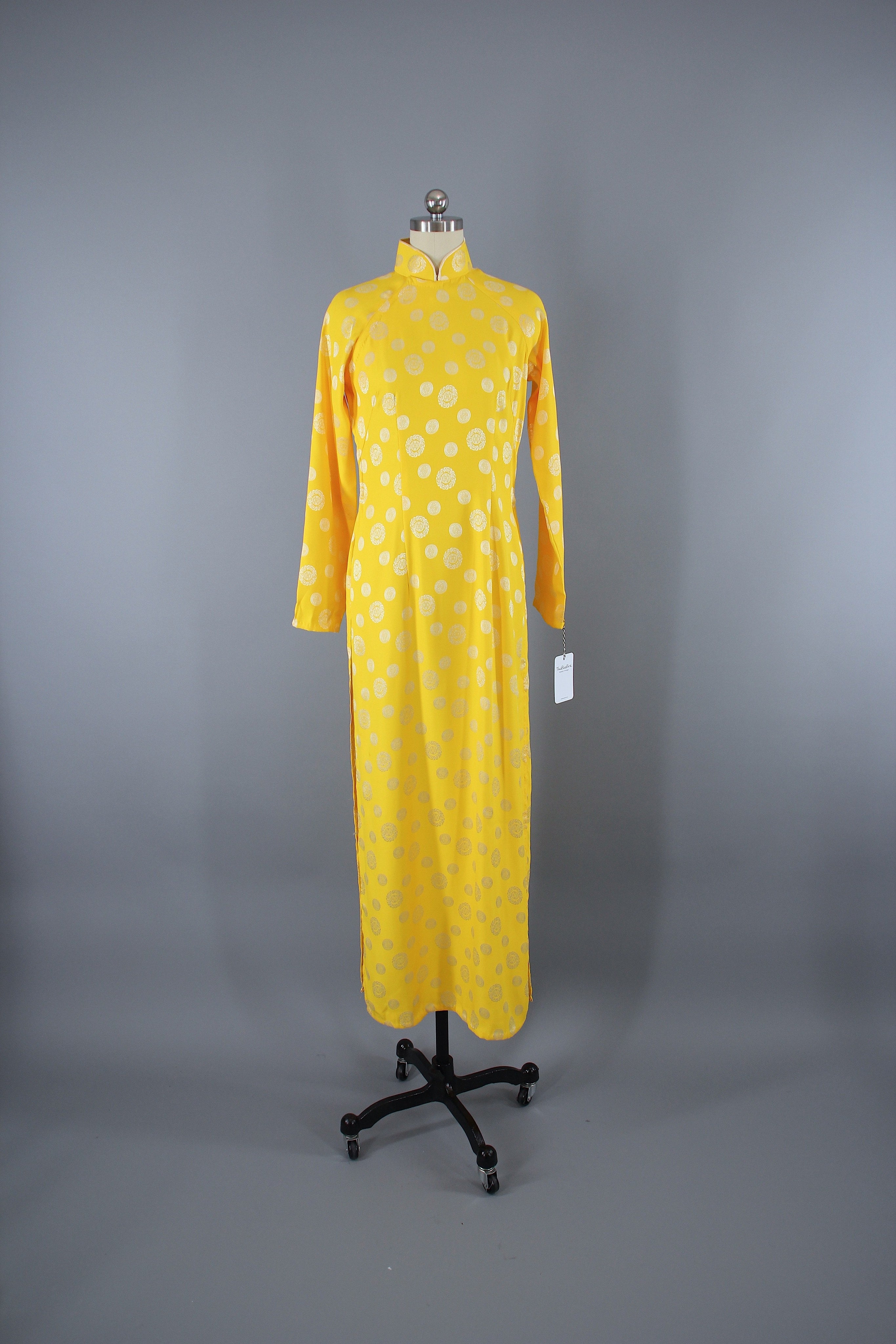 Vintage 1970s Ao Dai Vietnamese Dress / Yellow – ThisBlueBird