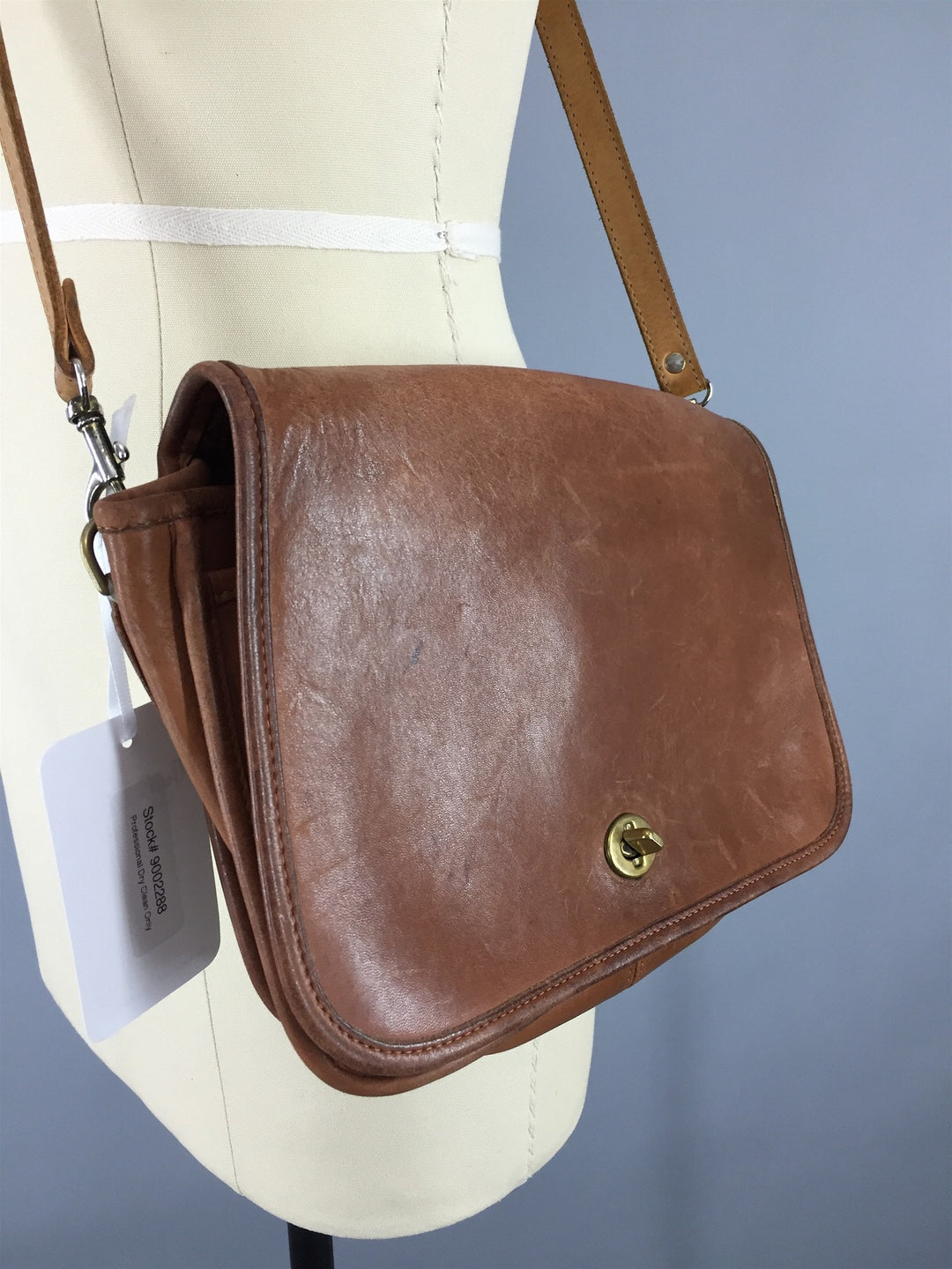 Vintage 1970s Coach Bag / Brown Leather Cross Body Purse - ThisBlueBird