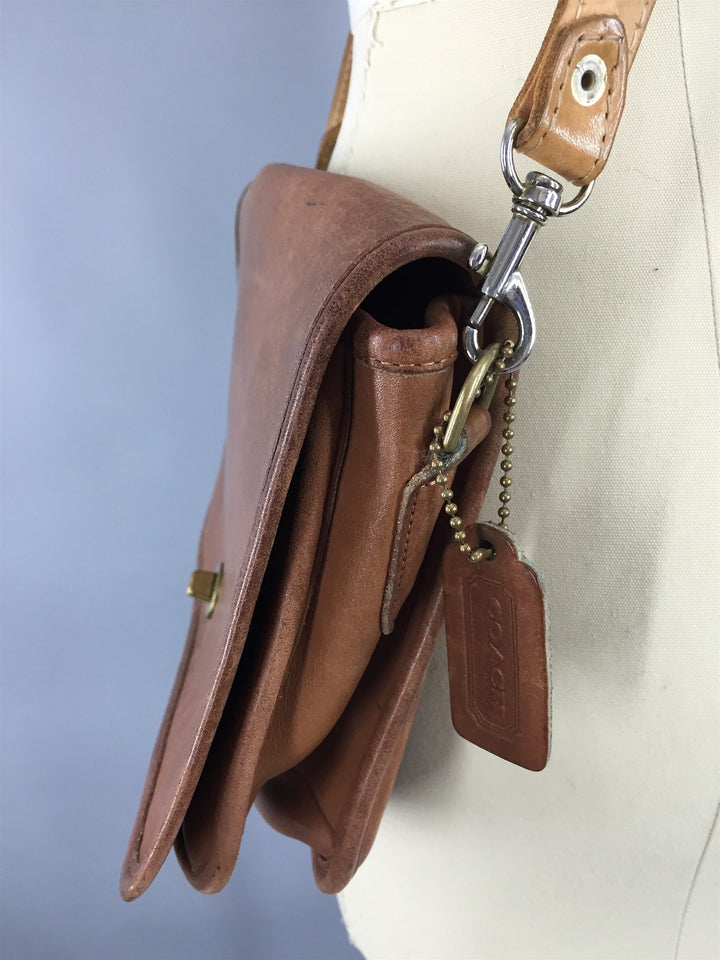 Vintage 1970s Coach Bag / Brown Leather Cross Body Purse - ThisBlueBird