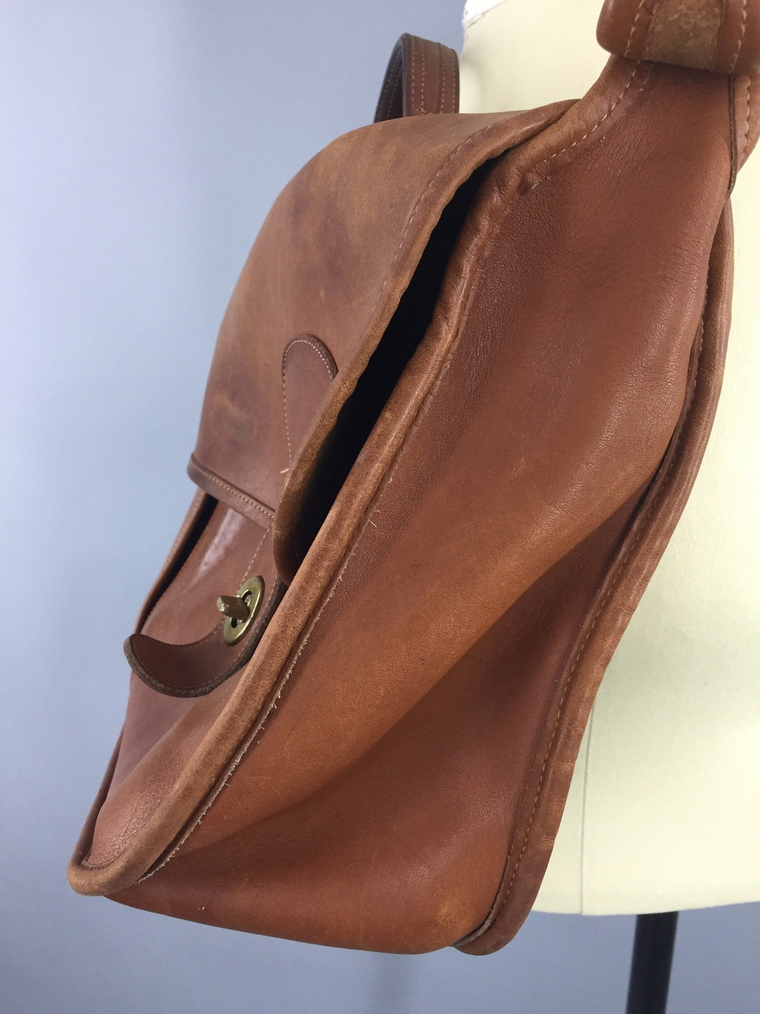 Vintage 1970s Coach Tan Leather Musette Messenger Bag - ThisBlueBird