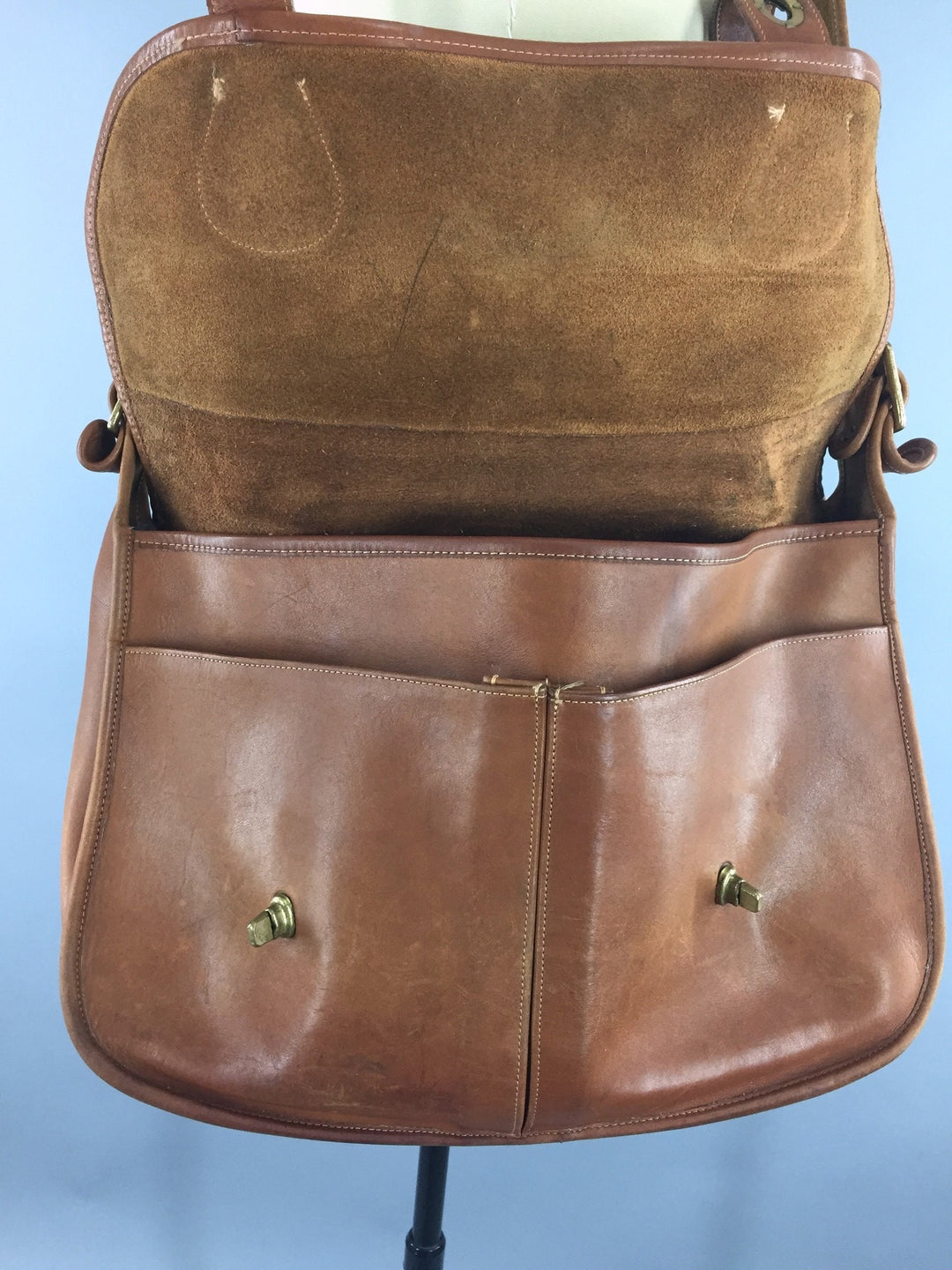 Vintage 1970s Coach Tan Leather Musette Messenger Bag - ThisBlueBird