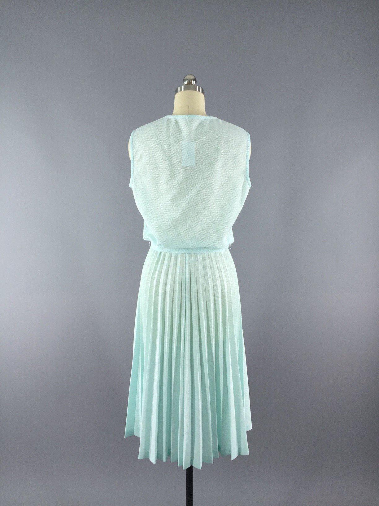 Vintage 1970s Day Dress / Mint Green Plaid - ThisBlueBird