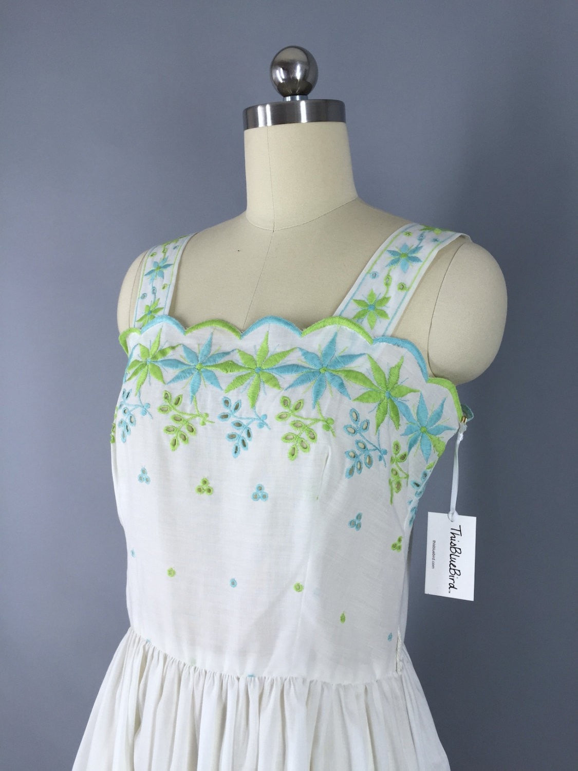 Vintage 1970s Dress / White Cotton Eyelet Dress - ThisBlueBird