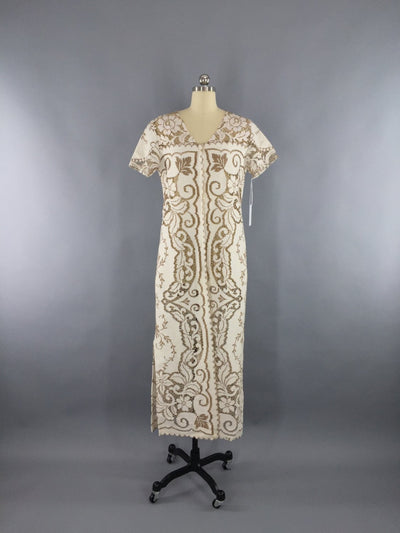 Vintage 1970s Lace Kaftan Robe / Bohemian Ivory Lace Dress Coat - ThisBlueBird