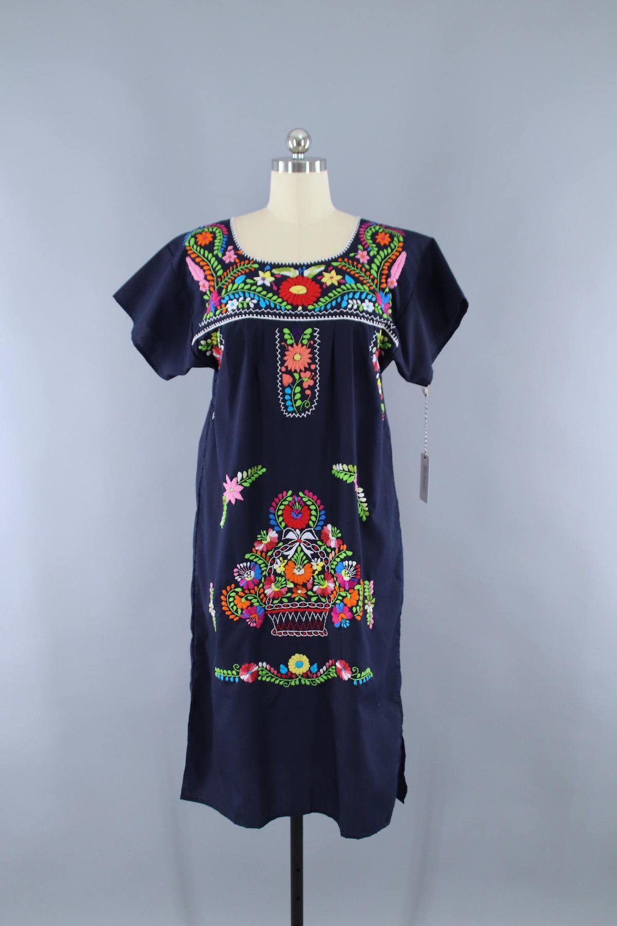 Vintage 1970s Mexican Dress / Navy Blue Floral Oaxacan Embroidery - ThisBlueBird
