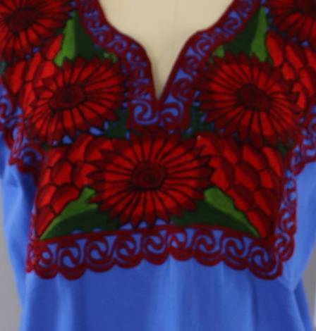 Vintage 1970s Mexican Embroidered Tunic / Blue & Red Floral / Oaxaca Embroidery - ThisBlueBird