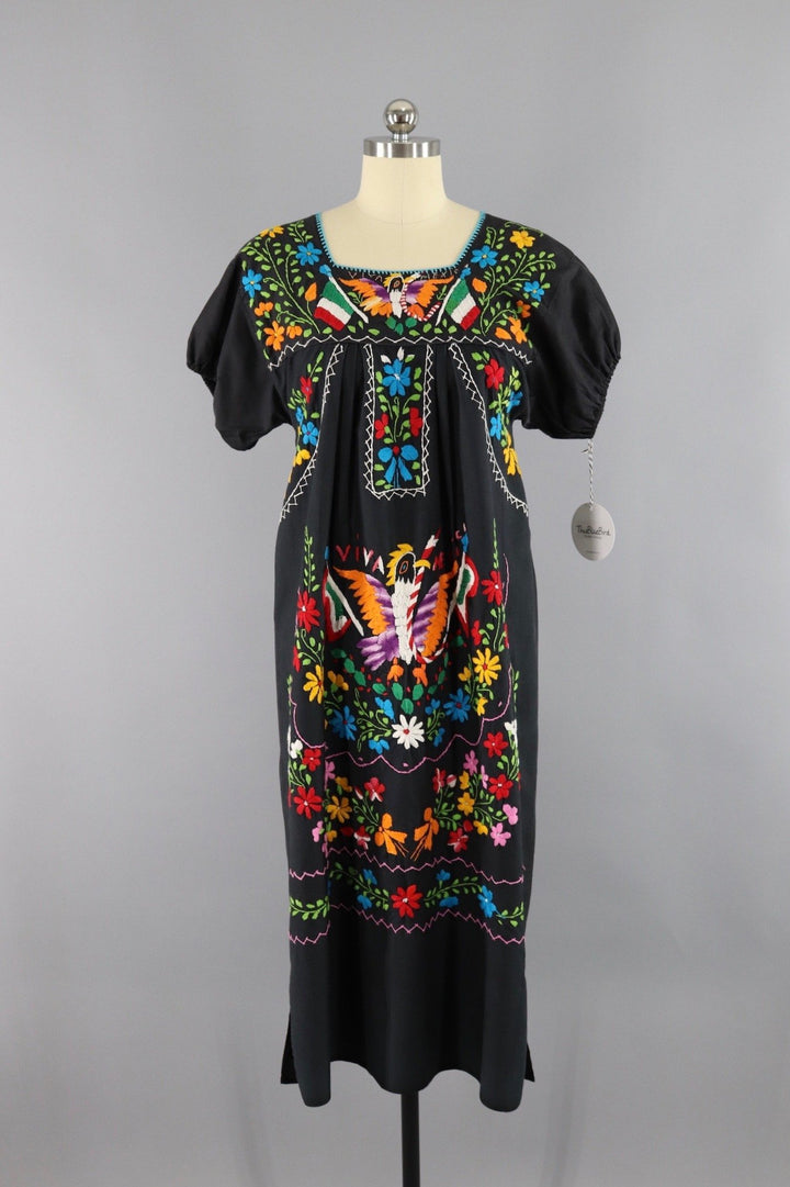 Vintage 1970s Oaxacan Mexican Embroidered Caftan Dress / Viva Mexico - ThisBlueBird