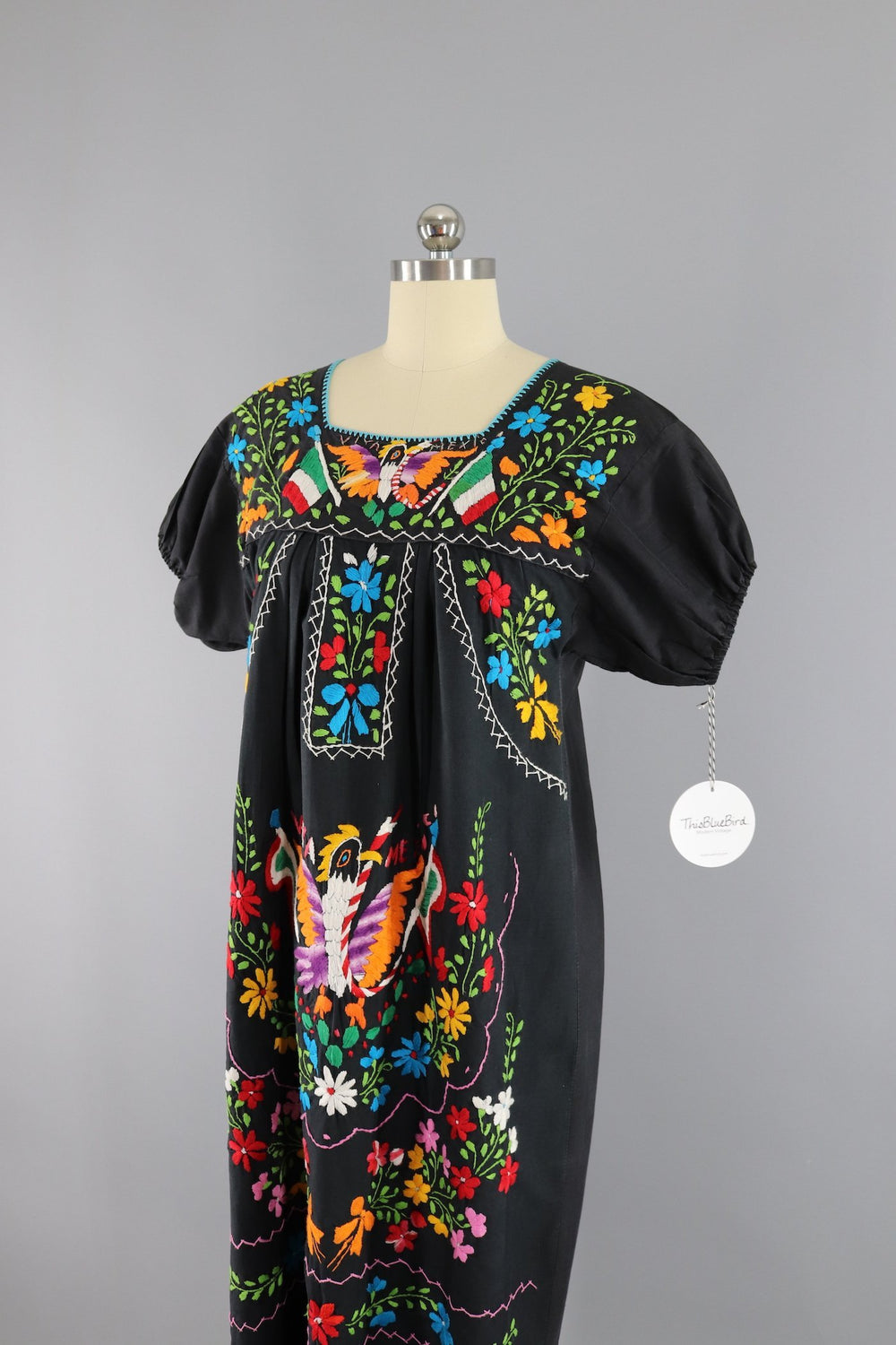 Vintage 1970s Oaxacan Mexican Embroidered Caftan Dress / Viva Mexico - ThisBlueBird