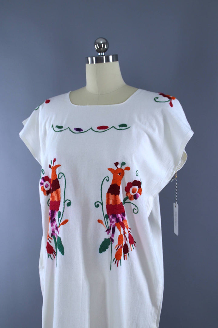 Vintage 1970s Oaxacan Mexican Embroidered Cotton Gauze Caftan Dress / White &amp; Orange Birds - ThisBlueBird