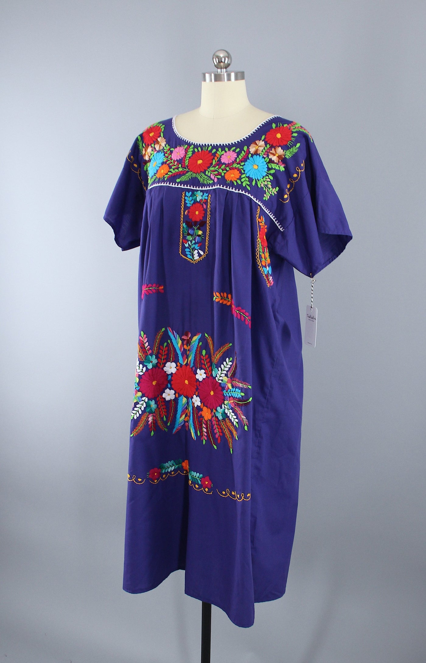 Vintage 1970s Purple Mexican Oaxacan Embroidered Caftan Dress - ThisBlueBird