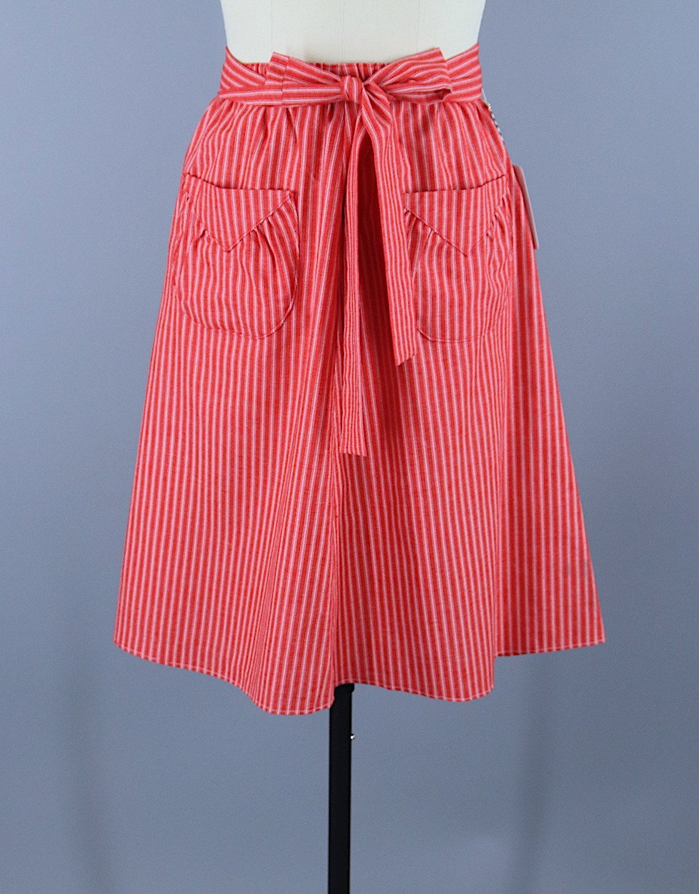 Vintage 1970s Skirt / Red &amp; White Pinstripe Cotton Ticking - ThisBlueBird