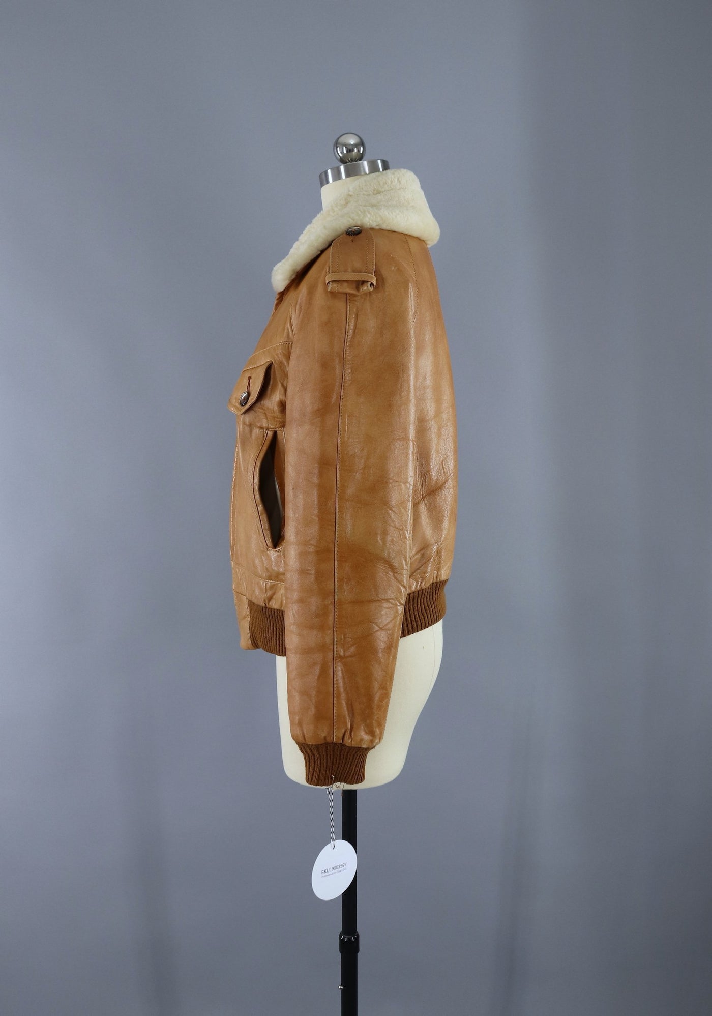 Vintage 1970s Tan Leather Bomber Flight Jacket / Silton California - ThisBlueBird