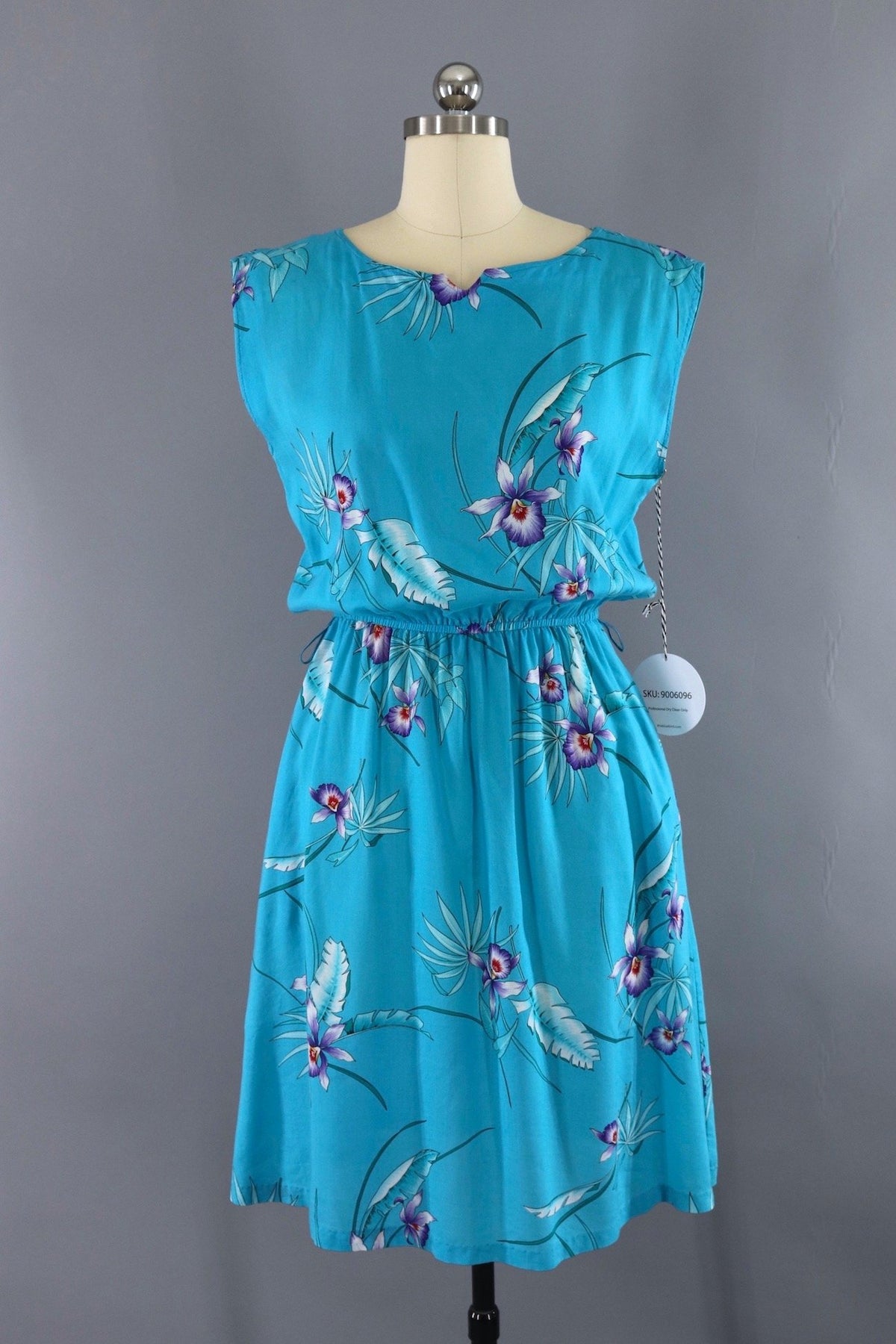 Vintage 1980s Aqua Blue Hawaiian Print Dress – ThisBlueBird