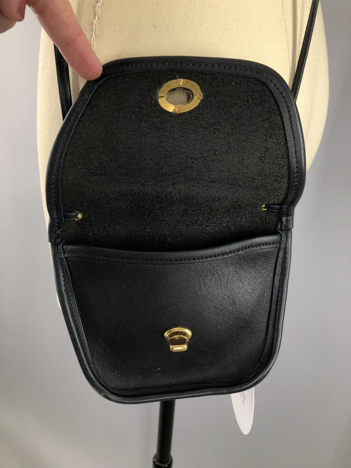 Vintage 1980s Black Leather COACH Cross Body Messenger Bag - ThisBlueBird