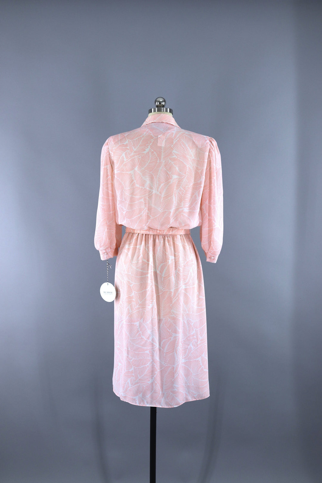 Vintage 1980s Day Dress / Peach Pink Palm Leaves Print - ThisBlueBird