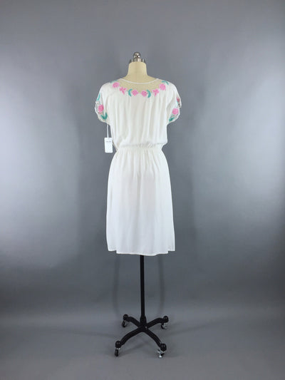 Vintage 1980s Dress / White Bali Embroidered Floral - ThisBlueBird