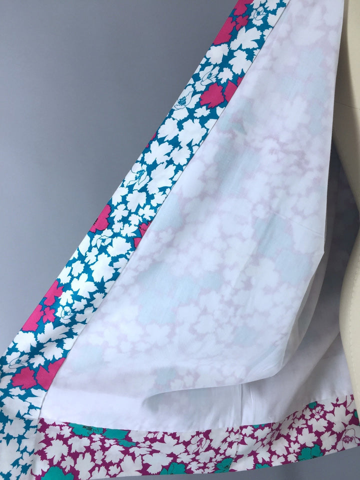 Vintage 1980s Happi Coat Kimono Cardigan / White Floral Cotton Sateen - ThisBlueBird