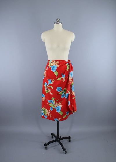Vintage 1980s Hawaiian Hilo Hattie Red Floral Print Sarong Wrap Dress - ThisBlueBird