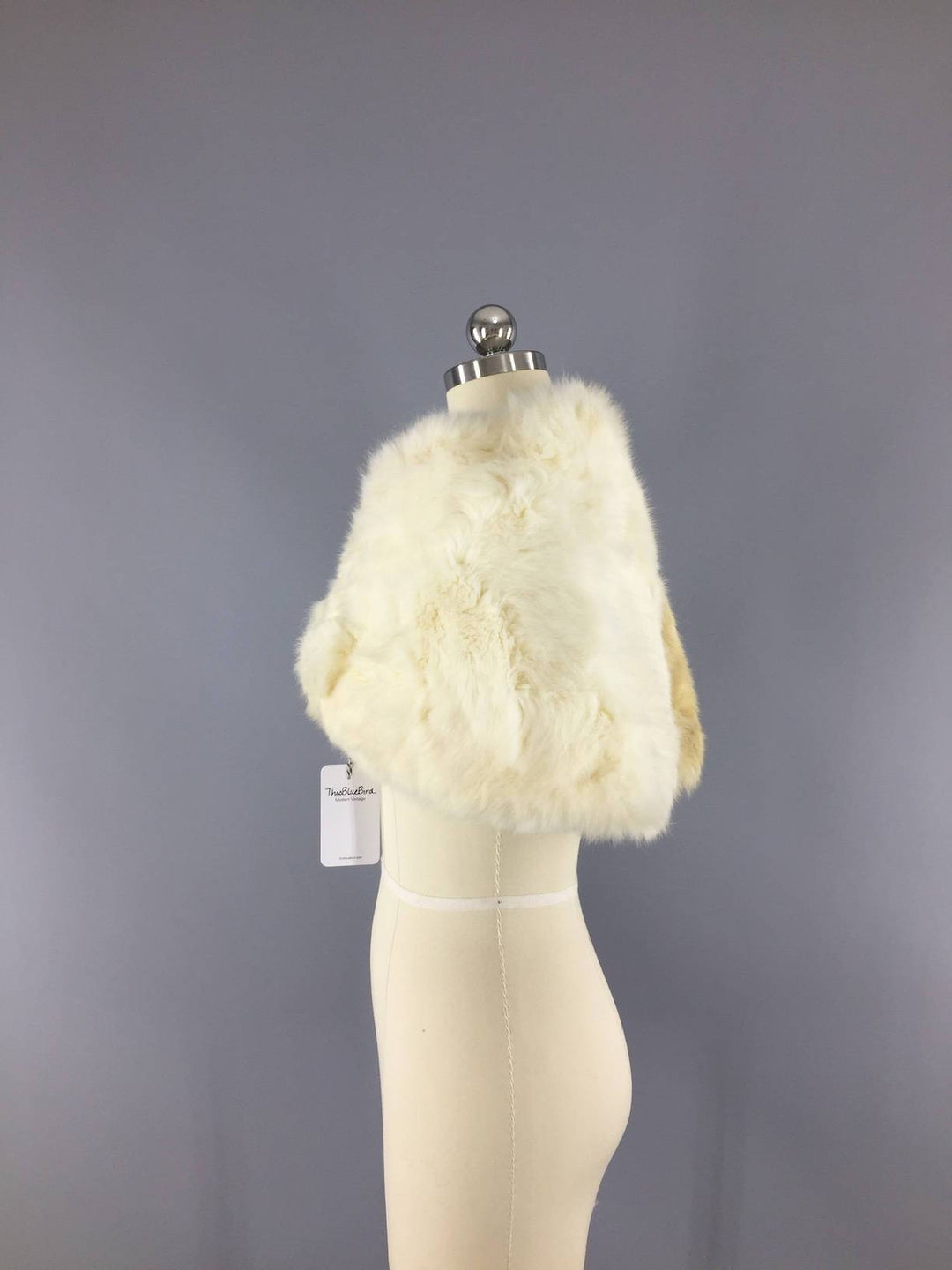 Vintage 1980s Ivory Fur Stole / Rabbit Fur Shrug - ThisBlueBird