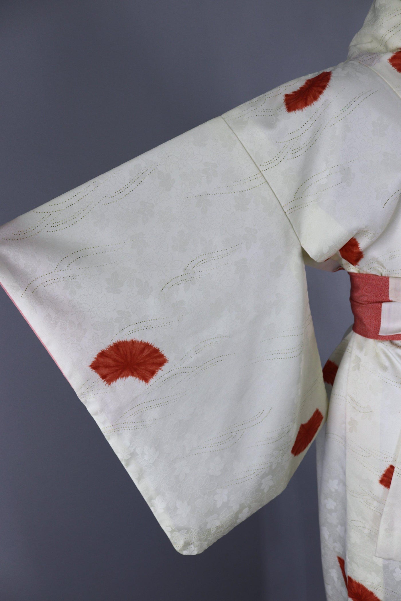 Vintage 1980s Silk Kimono Robe / Ivory Terra Cotta Shibori Fans - ThisBlueBird