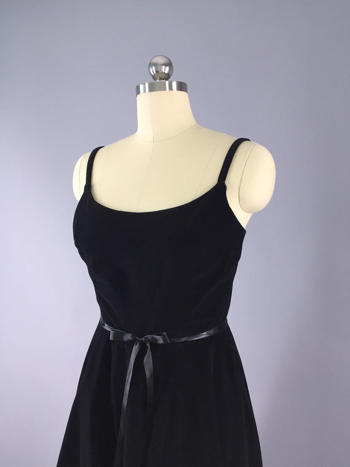 Vintage 80s Dress / Black Velvet - ThisBlueBird