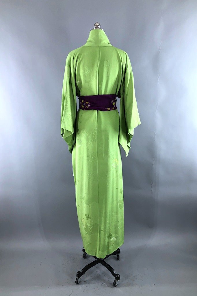 Vintage Apple Green Silk Kimono Robe – ThisBlueBird