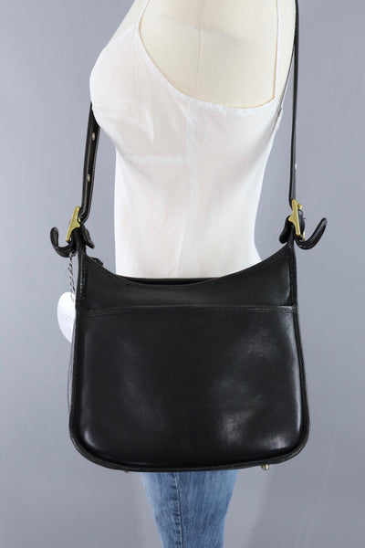 Vintage Black Leather Coach Bag / Style J8D 9966 - ThisBlueBird
