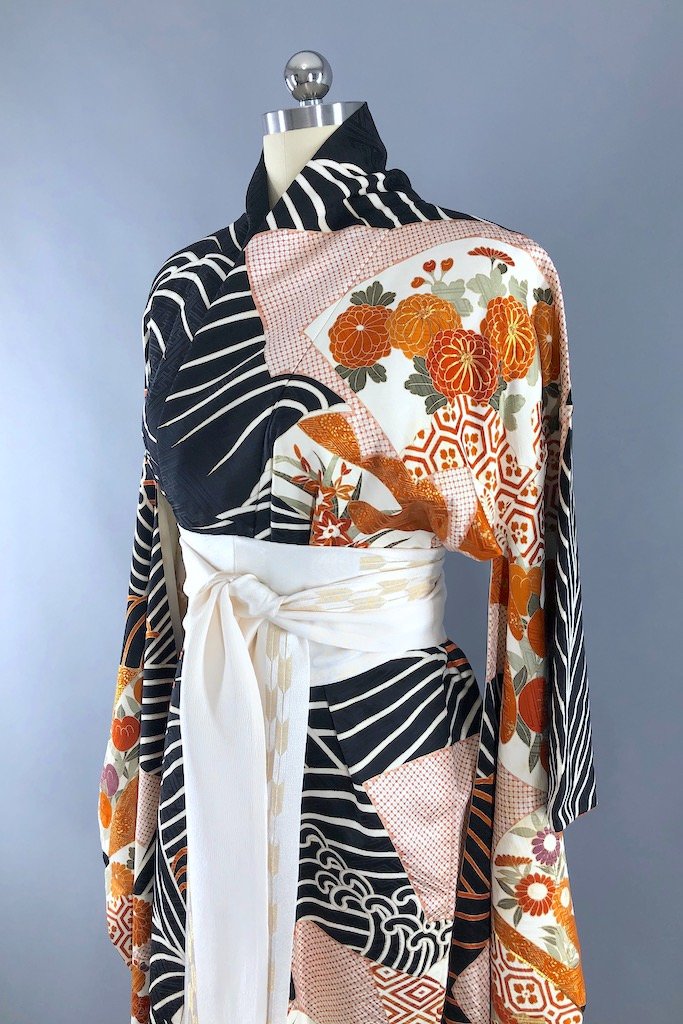 Vintage Black Waves Silk Kimono Robe-ThisBlueBird - Modern Vintage