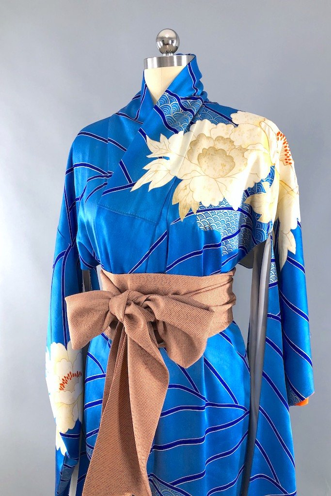 Vintage Blue Peony Silk Kimono Robe ThisBlueBird